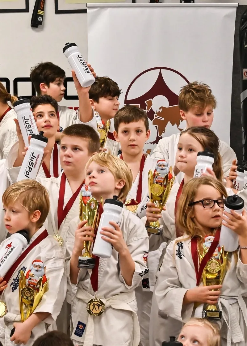 Karatekämpfer bei internationaler Meisterschaft